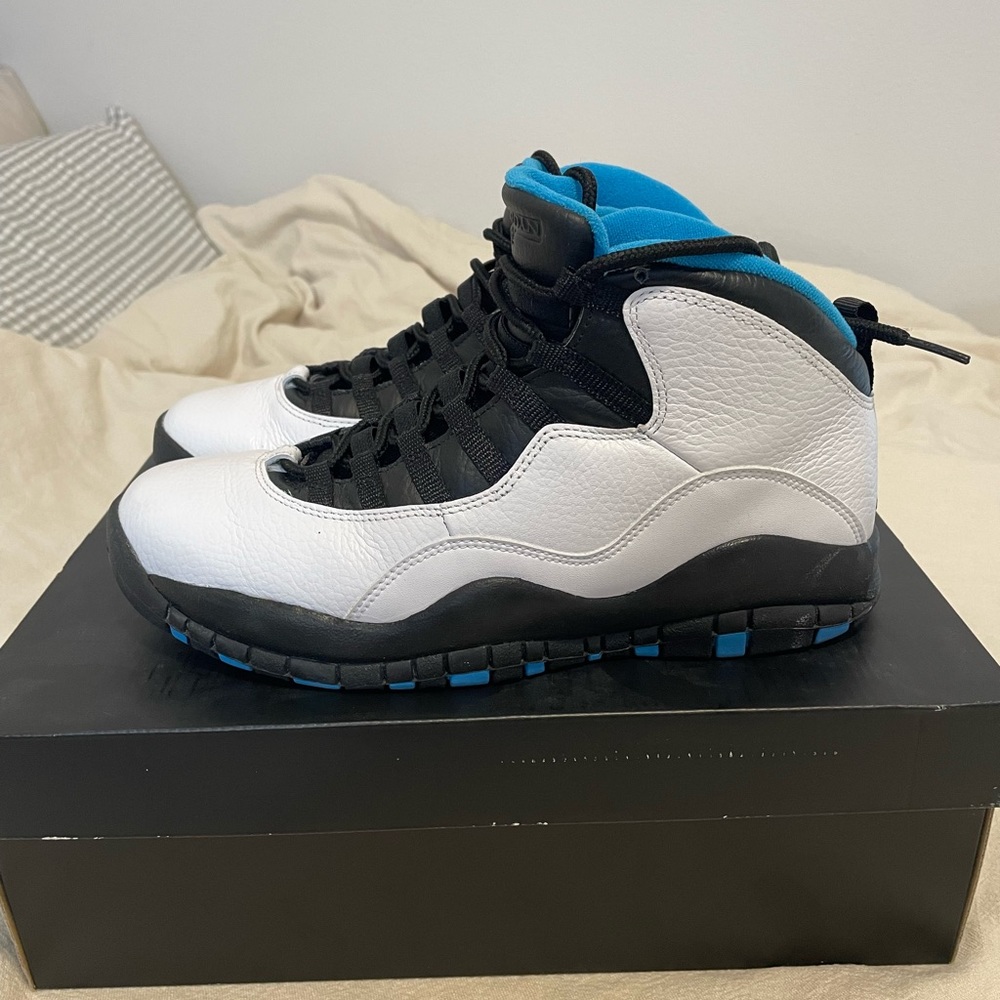 Jordan 10 Retro Powder size 9.5 mens
